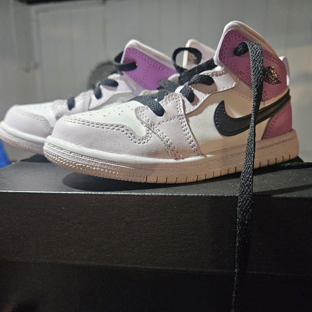 9c jordan Sneakers